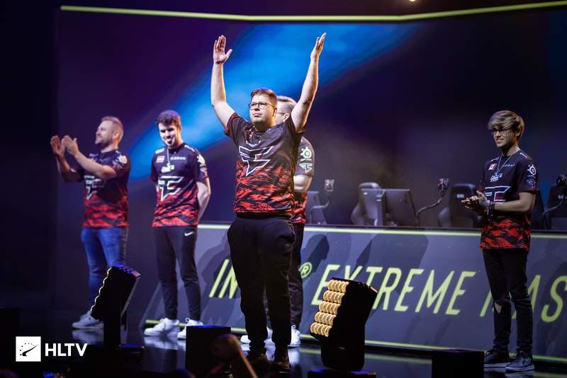 单侧站位吸 单侧站位吸